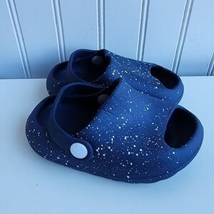 KOALA KIDS Navy BLUE White Dot MOLDED SLIDES SIZE KIDS Baby Sz 5